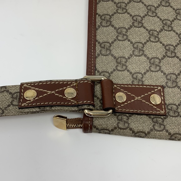 GUCCI Brown GG Supreme Loop Coated Canvas Messenger Small Crossbody Bag - Picture 15 of 15